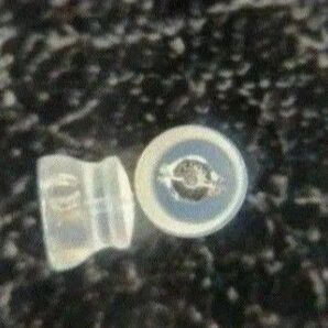 pt900Wロックピアスキャッチシリコン