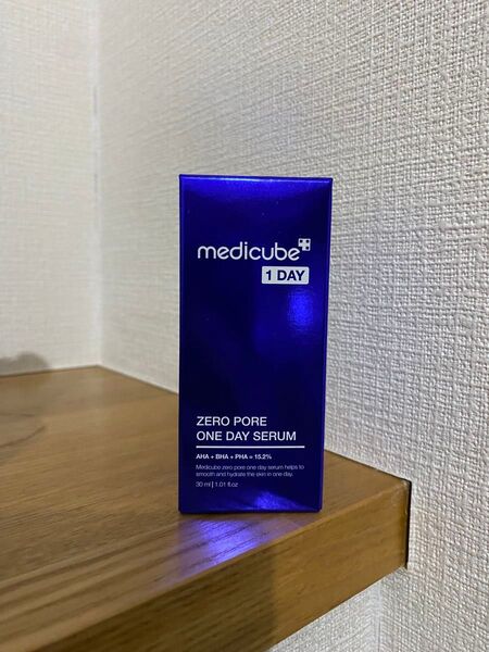 【新品未使用】メディキューブ ゼロ 毛穴 1DAY セラム 30ml