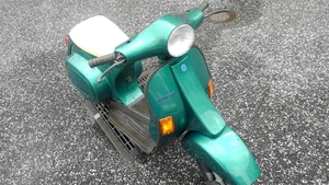  редкий подлинная вещь Италия Vespa 4HP VESPA 2 -тактный смешивание 4 скорость привод PIAGGIO V5N2T очень редкий произведение искусства любитель 