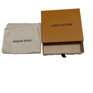 LOUIS VUITTON 空箱 ※おまけ付き