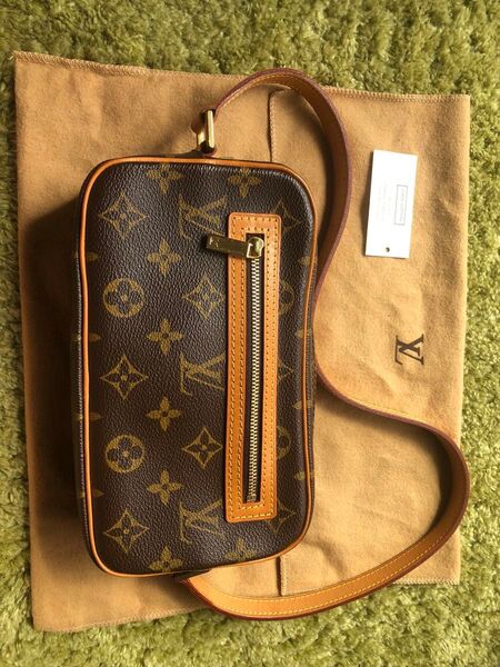 LOUIS VUITTON ルイヴィトン ショルダーバッグ ポシェット モノグラム