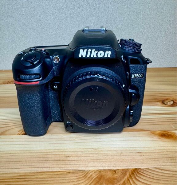 Nikon D7500 デジタル一眼レフカメラ レンズキット