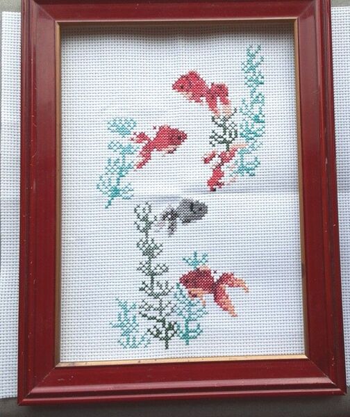 ハンドメイド クロスステッチ刺繍完成品『金魚』