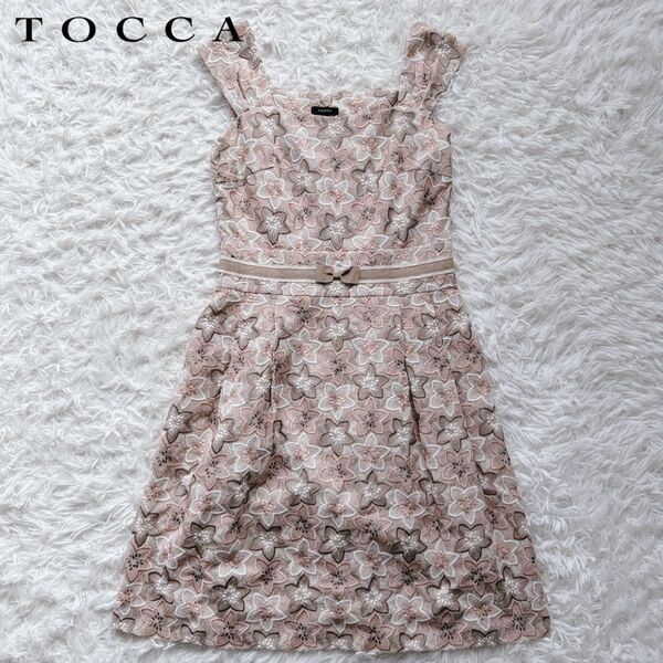 TOCCA トッカ フレアワンピース ノースリーブ リボン 総柄 花柄 刺繍 ピンク