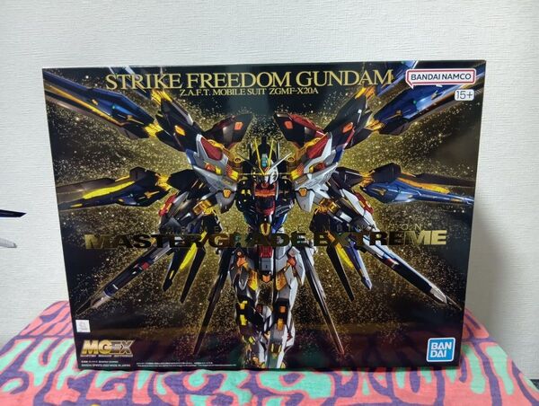 MGEX 1/100 ストライクフリーダムガンダム プラモデル ガンプラ プラモデル 未組立