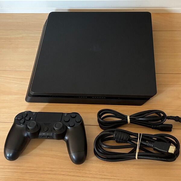 極美品 SONY PS4 CUH-2200A 500GB ジェットブラック