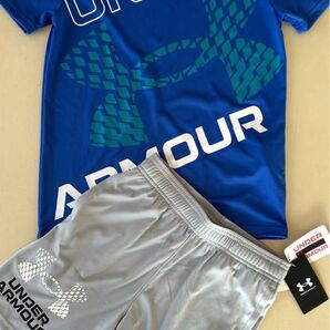 新品タグ付き 150㎝ UNDERARMOURアンダーアーマーセットアップ