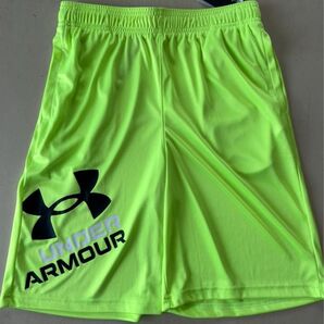 新品タグ付 160㎝アンダーアーマーUNDERARMOUR パンツ