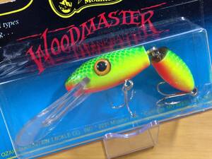 ★OZARK　MOUNTAIN★　WOODMASTER　オザークマウンテン　ウッドマスター　ミディアムディープ　1/2oz　グリーンファイヤースケール #20-204