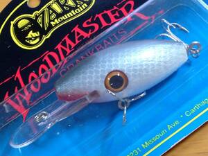 ★OZARK　MOUNTAIN★　WOODMASTER　オザークマウンテン　ウッドマスター　シャローミディアム　3/8oz　シャッド　#20-218