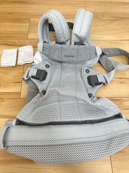 美品 ベビービョルン ハーモニー BABYBJORN 抱っこ紐 シルバー