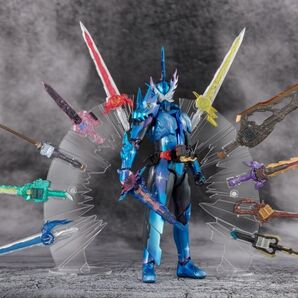 S.H.Figuarts 仮面ライダークロスセイバー & 10聖剣セット