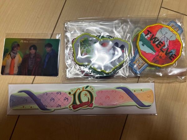 新品未開封 Mrs. GREEN APPLE 10 コンプリートボックス グッズ ワッペン10種 等 3点セット