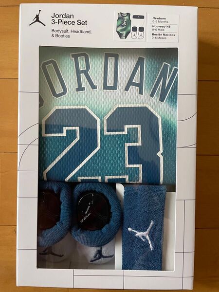 新品未使用 0-6M 60~70(65) JORDAN (ジョーダン) NIKE(ナイキ) ロンパース 3点セット 出産祝いにも