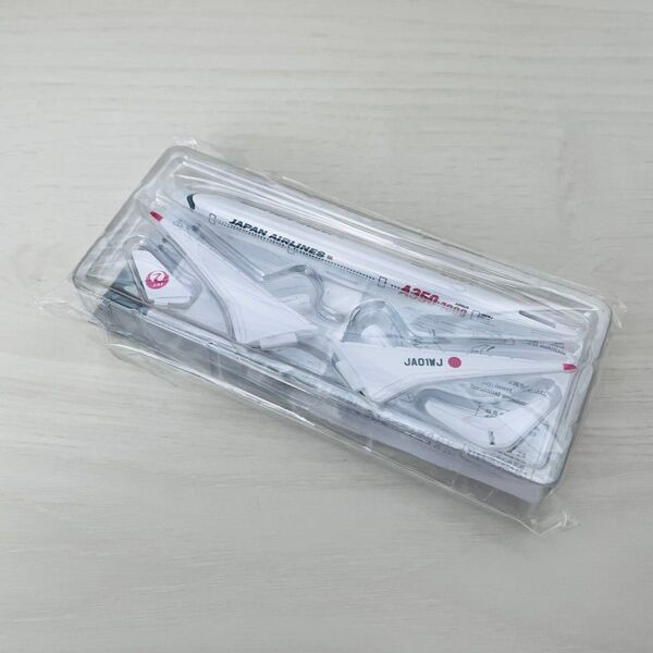 【新品未開封】JAL 非売品 プラモデル 日本航空 おもちゃ 模型 飛行機