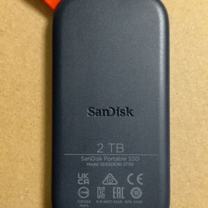SanDisk SSD 外付け 2TB SDSSDE30-2T00 ポータブルSSD