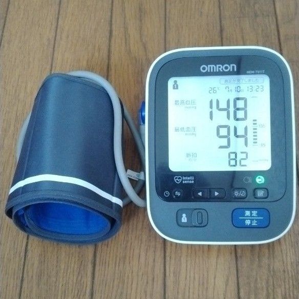 オムロン 上腕式血圧計 HEM-7511T 「OMRON connect」対応