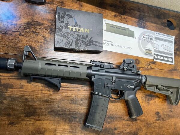東京マルイ 電動ガン M4 カスタム Titan