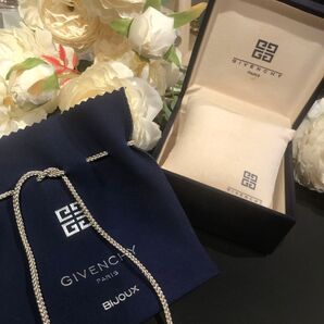 時計の箱とアクセサリー巾着袋のセット ※バラ売り不可※