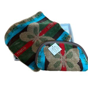 nana タオルハンカチ&ポーチセット マルチカラー 未使用 2個セット ポーチ レディースファッション