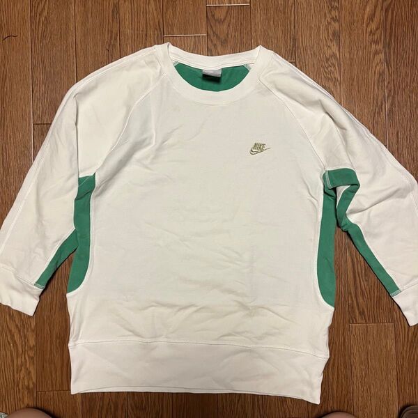 Nike トレーナー 古着 ホワイト/グリーン M 150cmくらい ロンT 長袖