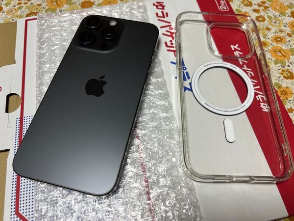 美品 iPhone 15 Pro Max 256GB simフリー AppleCare+盗難・紛失プラン有効 ケース付属