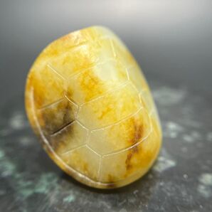 本物!和田玉★料★白玉に金色皮、亀の甲羅モチーフ