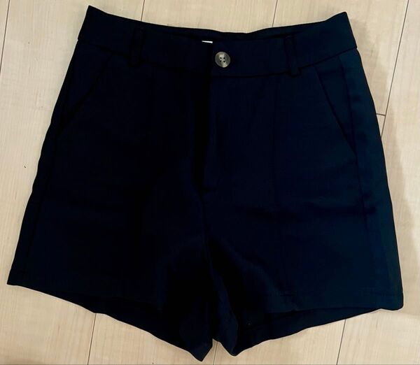 SHEIN ワイドレッグショートパンツ ブラック Sサイズ