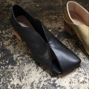 ERIN LEATHER PUMPS (Black) 36