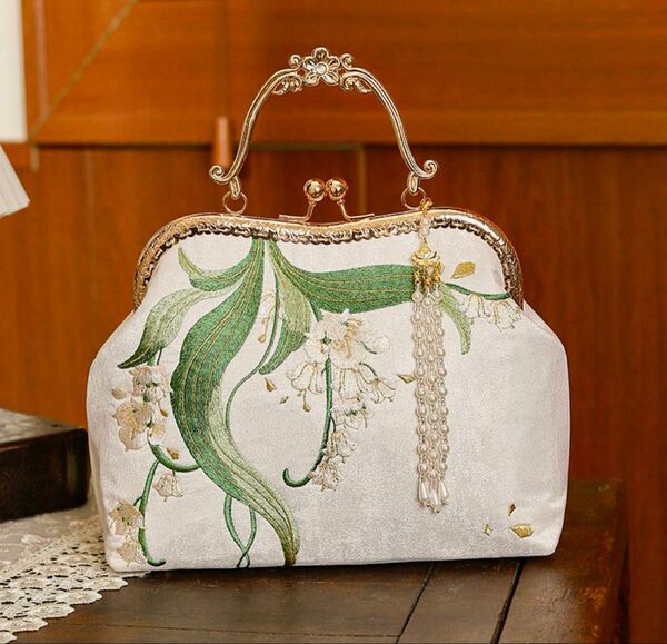 すずらん 刺繍 和装洋装 がま口バック 花柄 パーティバック