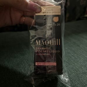マキアージュ ドラマティックエッセンスリキッド オークル20 25ml 新品未使用