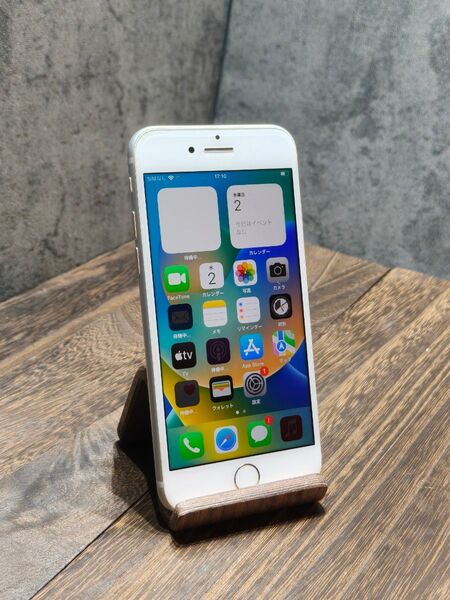iPhone8 64GB simフリー スマホiPhone