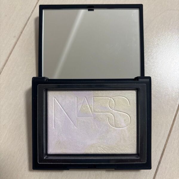 NARS ライトリフレクティングプリズマティックパウダー 10g #04852 AURORA 【限定】