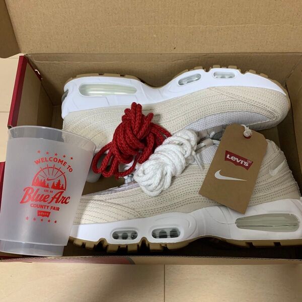 アメリカ限定ノベルティ付 Levi's × Nike Air Max 95 OG "Denim White" ホワイト 27cm