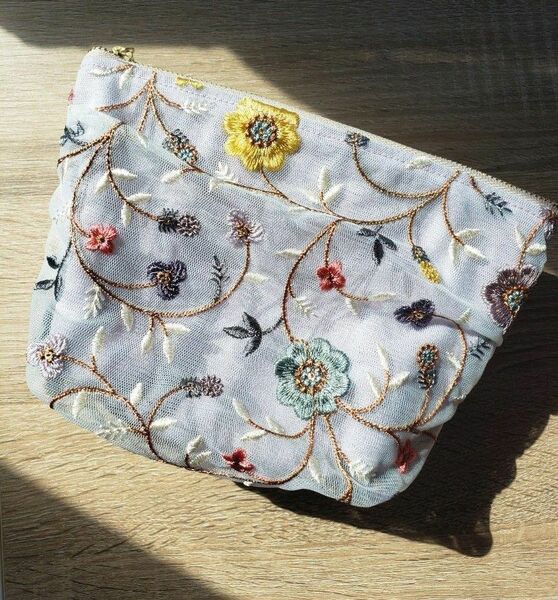 サマーセール特価!!☆ハンドメイド☆インド刺繍生地&ヌビ ポーチ・18
