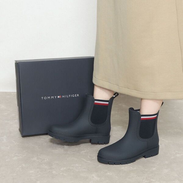TOMMY HILFIGER(トミー ヒルフィガー)アンクルレインブーツ (ネイビー)23.5