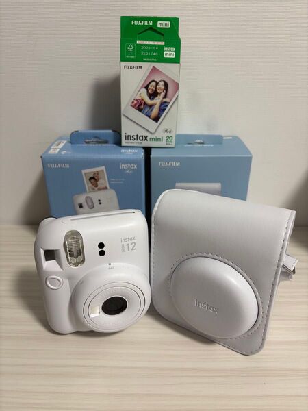 【ケース・フィルム付】instax mini 12 FUJIFILM チェキ