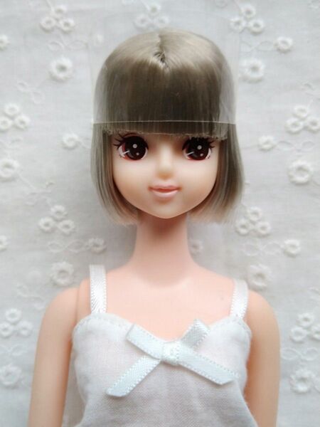 リカちゃんキャッスル おたのしみドール ジェニーフレンド サユリ ボブ 本体