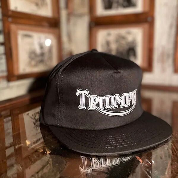 90s ビンテージ トライアンフ刺繍 トラッカーキャップ TRIUMPH 英車 USA製 新品デッドストック 当時物 ベースボール