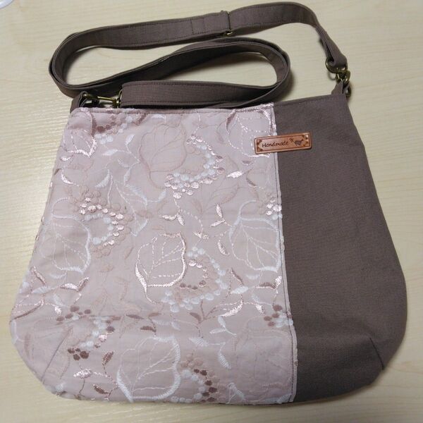 ショルダーバッグ エコバッグ サコッシュ 丸底 斜め掛け 刺繍布 ピンク花柄 ブラウンオリーブ ハンドメイド