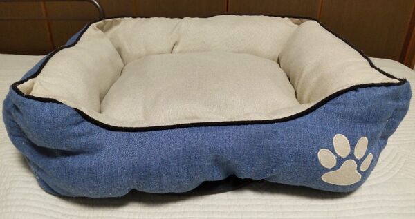 【中古品】ペットベッド デニム風 スクエア型 ブルー 小型犬~中型犬用