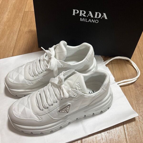 美品 PRADA プラダ スニーカー 厚底 ホワイト 白 レディース 38 24cm