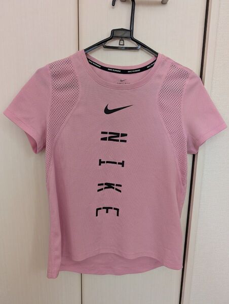 ナイキ NIKE 半袖 Tシャツ ピンク Мサイズ ランニング スポーツ ドライ