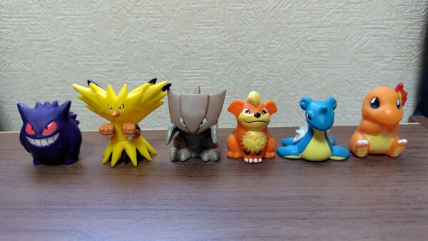 ポケモンキッズ 6体 ゲンガー サンダー カブトプス ガーディ ラプラス ヒトカゲ ソフビ フィギュア 指人形 当時物