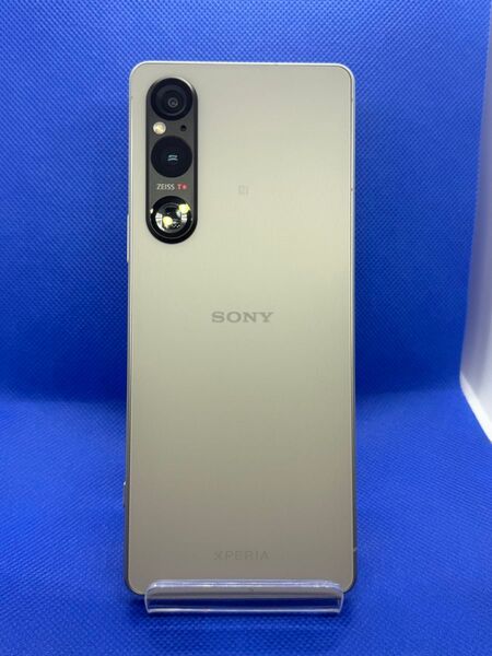 超人気 Xperia 1 V 512GB XQ-DQ44 プラチナシルバー SIMフリー