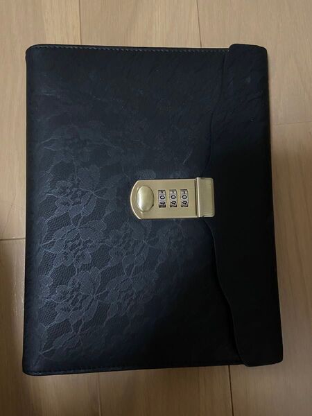 日記帳 鍵付きノートA5 ダイヤル式 鍵付き ロック PUレザー GULNAHS カード収納 システム手帳