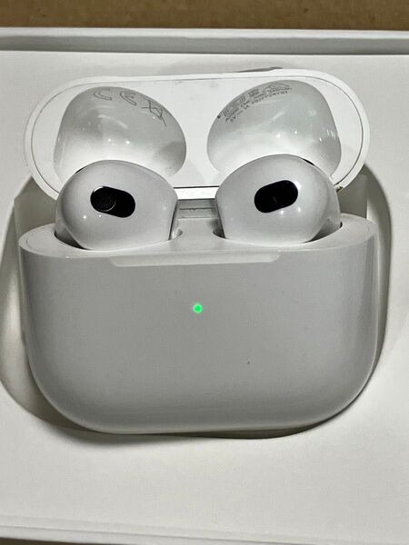 Apple AirPods 第3世代3rd generation Mag Safe充電ケース付 イヤホン used
