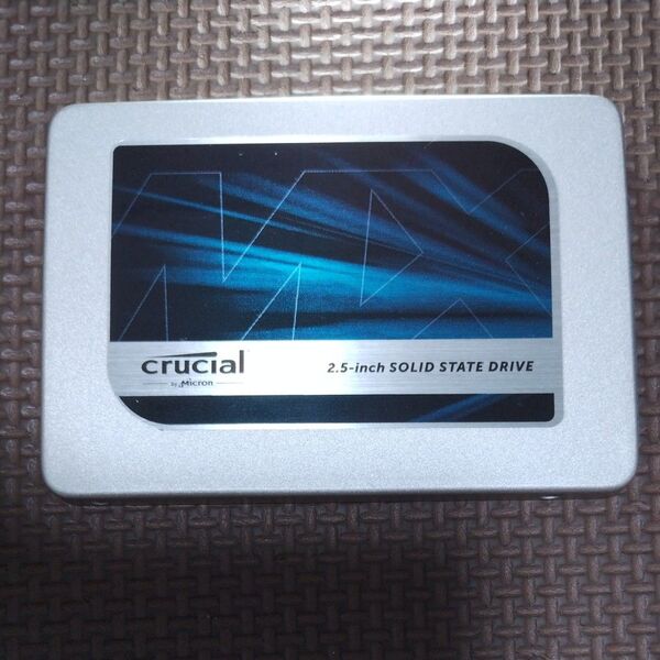 Crucial 2.5インチSSD MX300 中古品