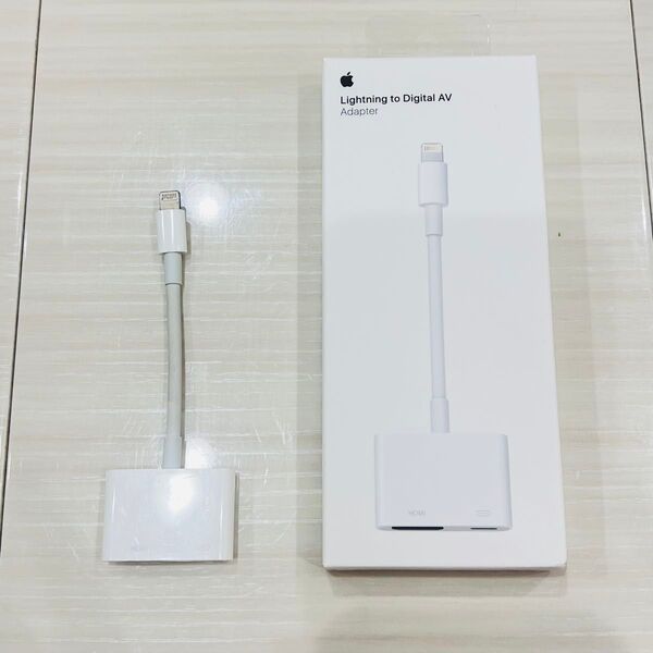 Apple 純正 Lightning to Digital AV Adapter