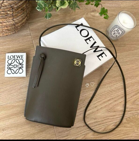 LOEWEロエベ ダイスポケット スマホショルダーバッグ 斜めがけポシェット